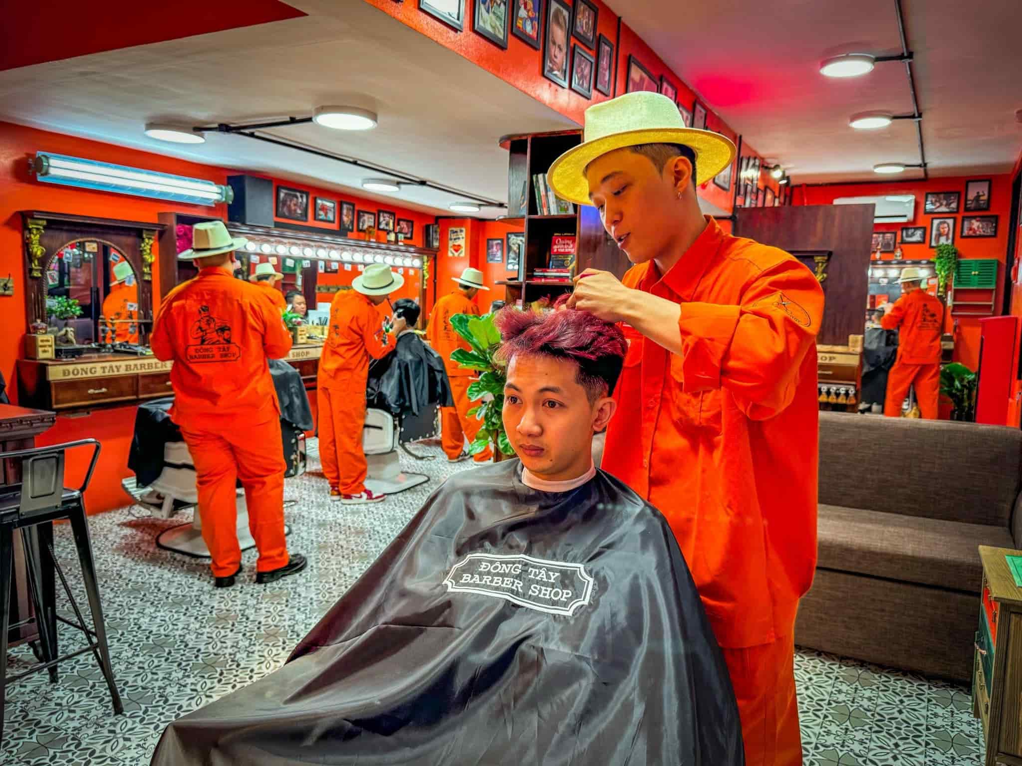 Đông Tây Barbershop