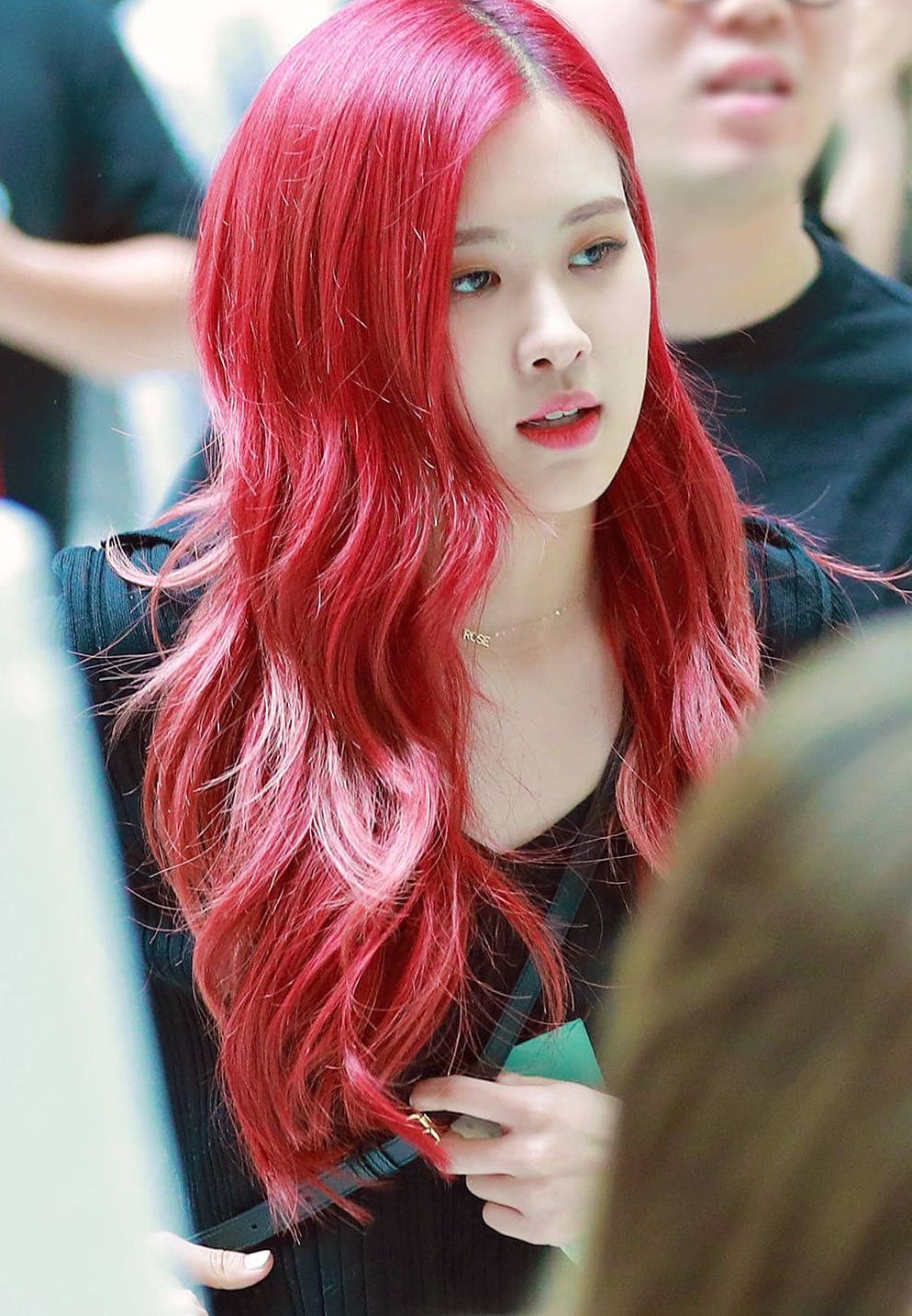 BLACPINK - Rosé với màu tóc đỏ nổi bật