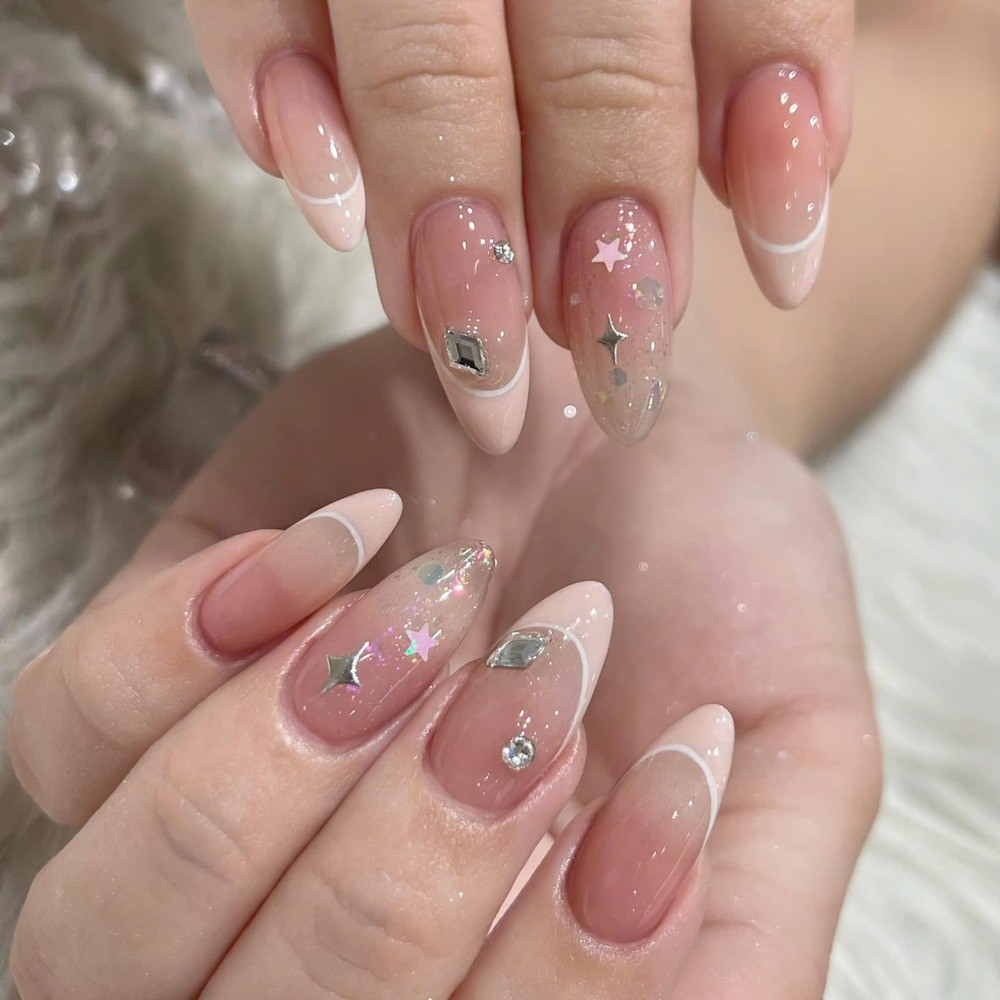 Tiệm Nails Đỗ Uyên