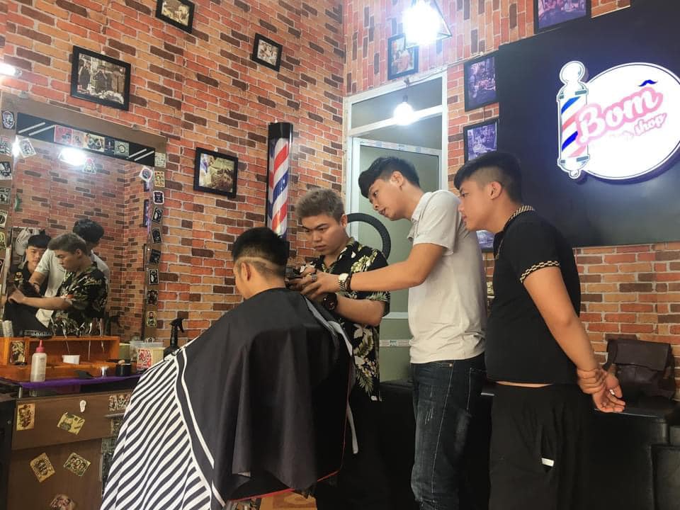 Bom Barbershop &amp; Studio