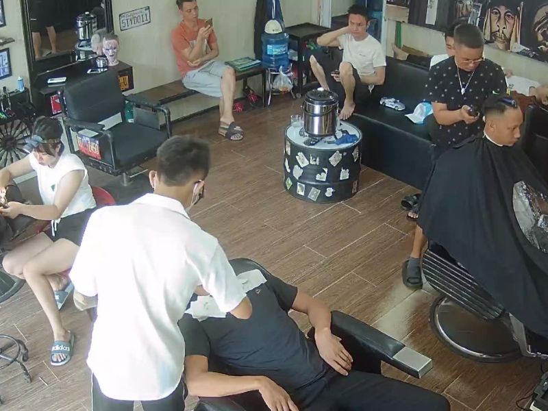 tiệm cắt tóc nam Lương Barbershop