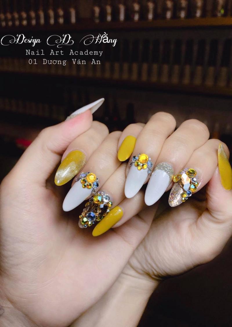 Tiệm làm nails ở Huế 