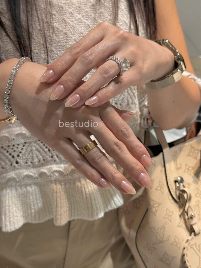 nails phường nhiêu lộc